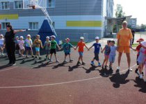 Надо детям знать,как по улицам шагать